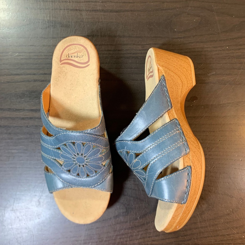 Dansko Blue Leather Floral Cutout Wedge Slide Sandals Clogs Womens Size 39 EU